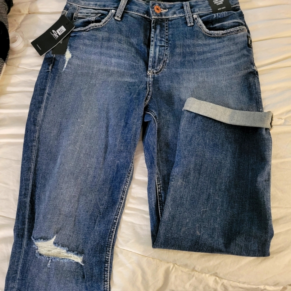 Silver jean. Avery crop.